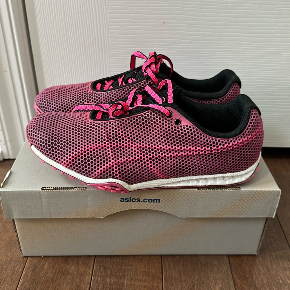 Asics Track Shoe G156N Get Dirt Diva 4 Track and Field Cleat Shoe Size 6.5